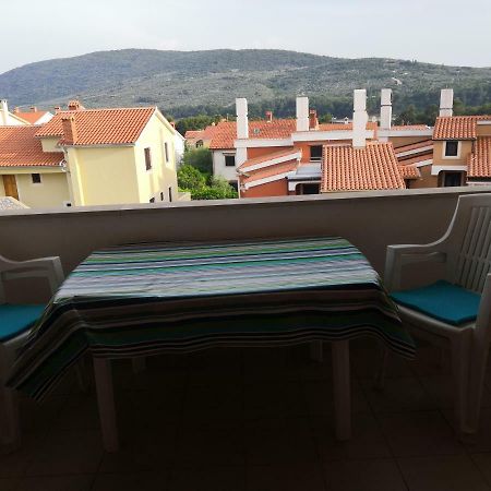 Laura And Nevio Apartments And Rooms كريس المظهر الخارجي الصورة