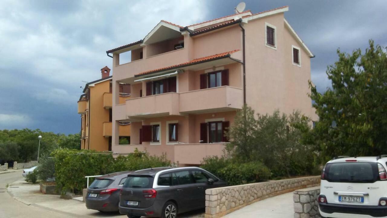 Laura And Nevio Apartments And Rooms كريس المظهر الخارجي الصورة