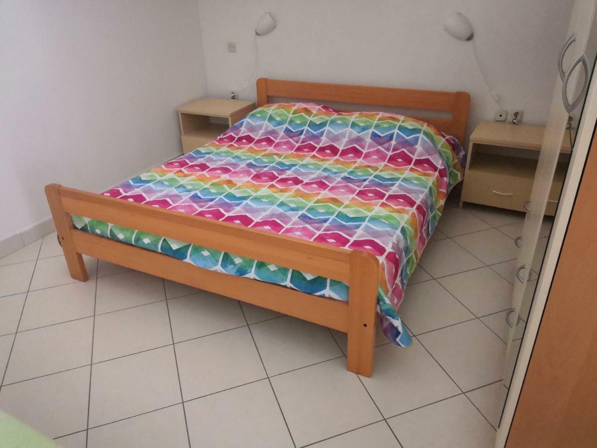 Laura And Nevio Apartments And Rooms كريس المظهر الخارجي الصورة
