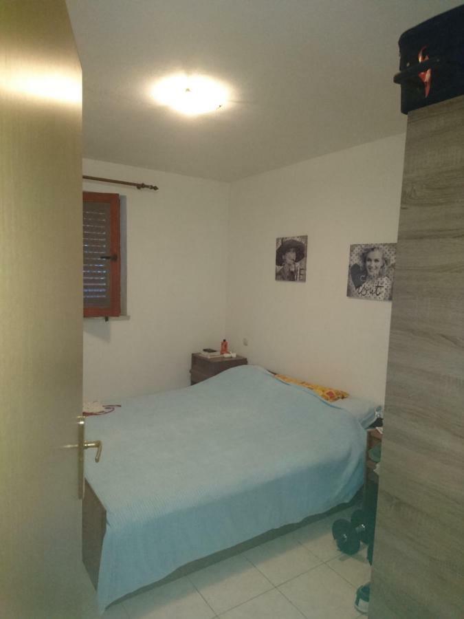 Laura And Nevio Apartments And Rooms كريس المظهر الخارجي الصورة